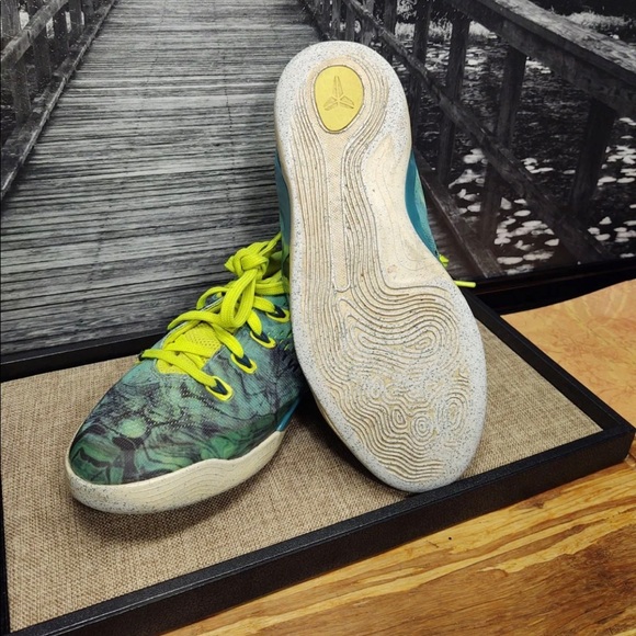 GUC Kobe 9 Easter size 6Y - Picture 4 of 5